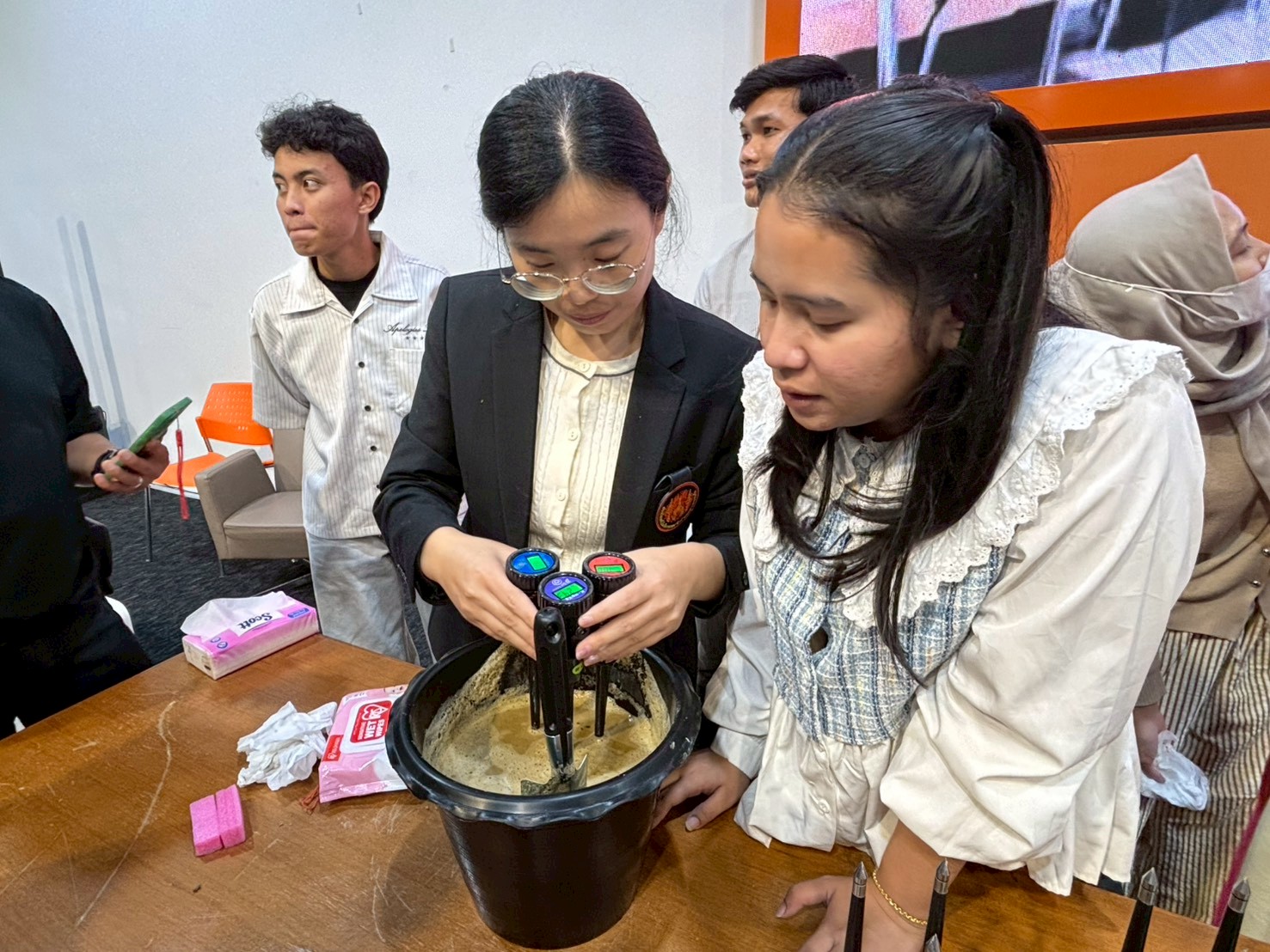 ม.ทักษิณ ร่วมพัฒนาองค์ความรู้ปุ๋ยอินทรีย์–จุลินทรีย์ ยกระดับเกษตรเชิงพื้นที่สู่เกษตรคุณภาพอย่างยั่งยืน
