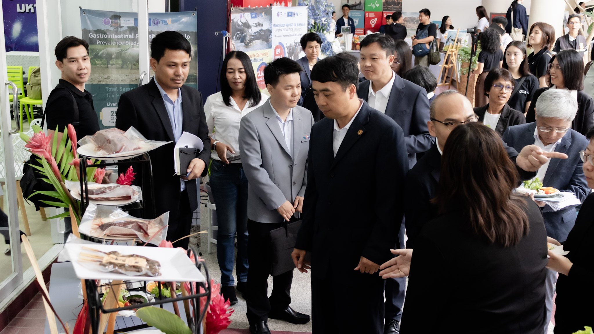 ม.ทักษิณ ขับเคลื่อนศูนย์วิจัยแลกเปลี่ยนเทคโนโลยีไทย–จีน พัฒนาระบบการเลี้ยงควายปลัก สู่การจัดการความยากจนเชิงพื้นที่อย่างยั่งยืน