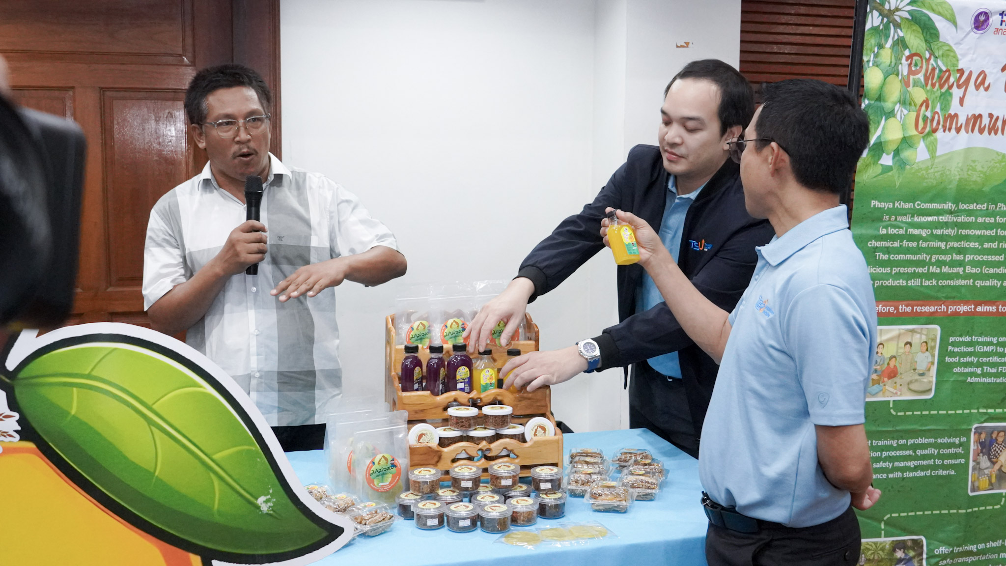 ม.ทักษิณ เชื่อม “คน–อาชีพ–การอนุรักษ์” ขับเคลื่อนอนาคตโลมาอิรวดีและชุมชนรอบทะเลสาบสงขลาอย่างยั่งยืน