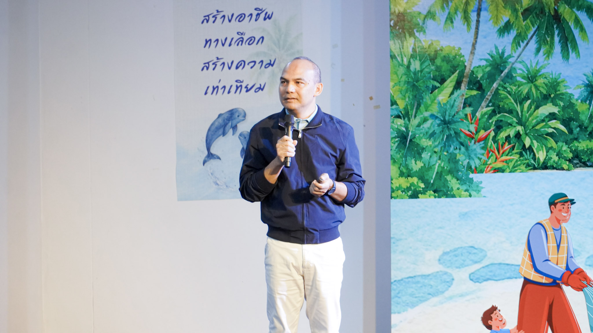 ม.ทักษิณ เชื่อม “คน–อาชีพ–การอนุรักษ์” ขับเคลื่อนอนาคตโลมาอิรวดีและชุมชนรอบทะเลสาบสงขลาอย่างยั่งยืน