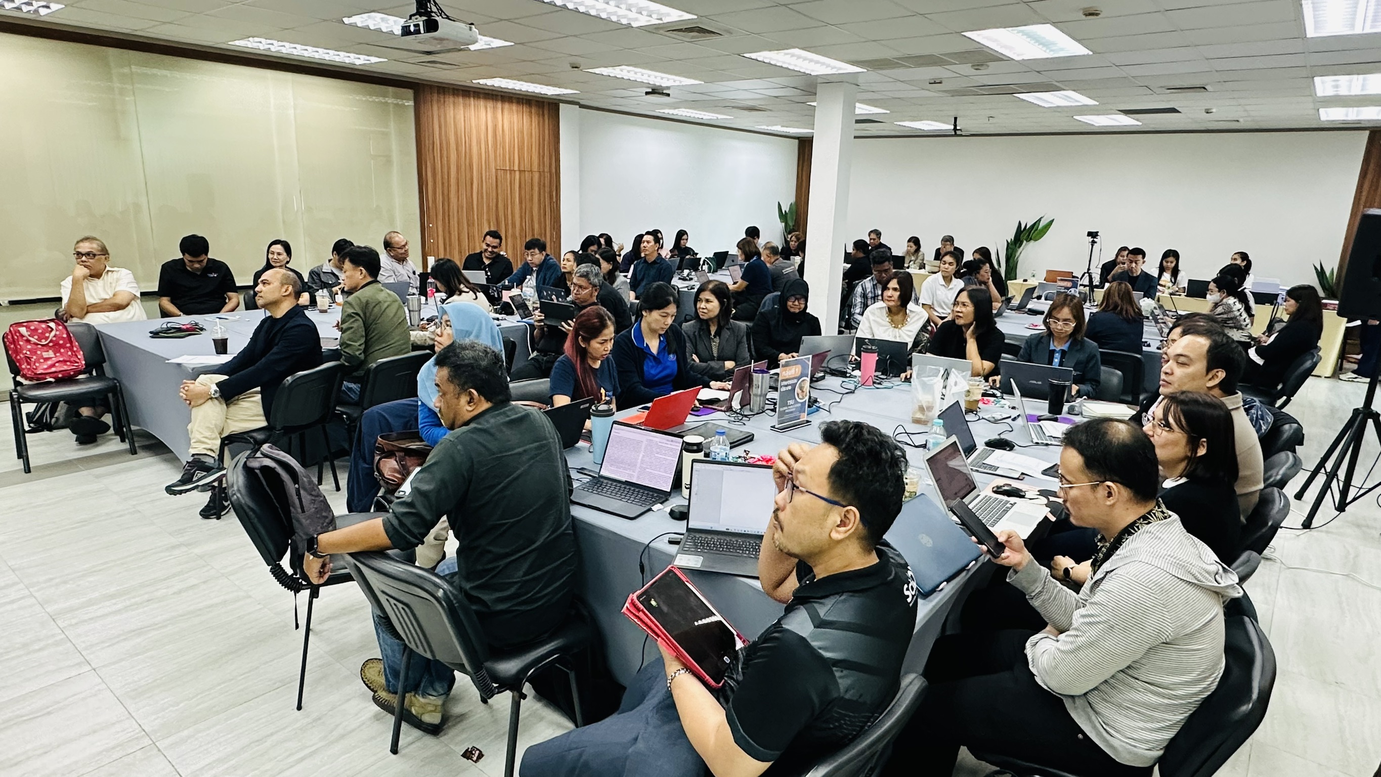 ม.ทักษิณ เสริมสร้างจริยธรรมการวิจัยด้วยปัญญาประดิษฐ์ จัดอบรม “AI for Ethical Research”