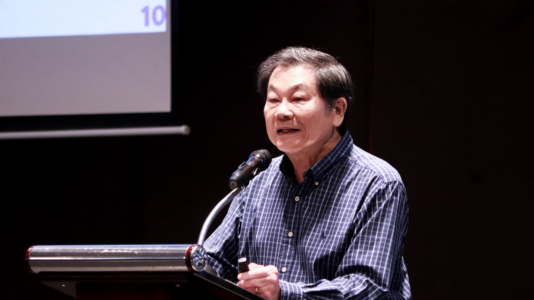 “วิจัยพลิกวิกฤติ สู่ความยั่งยืน” ม.ทักษิณ ผนึกกำลังร่วมขับเคลื่อนแผนอนุรักษ์โลมาอิรวดี ควบคู่พัฒนาอาชีพชุมชนรอบทะเลสาบสงขลา